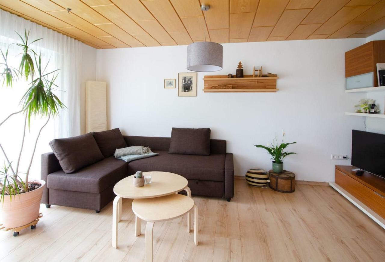 Schoene Und Helle Ferienwohnung In Pfaffenweiler Villingen-Schwenningen Eksteriør billede